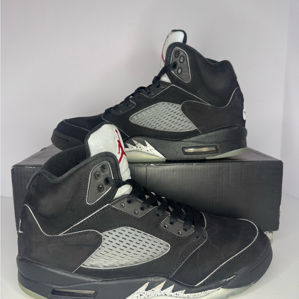 Jordan 5 Retro OG Black Metallic Reimagined 8M